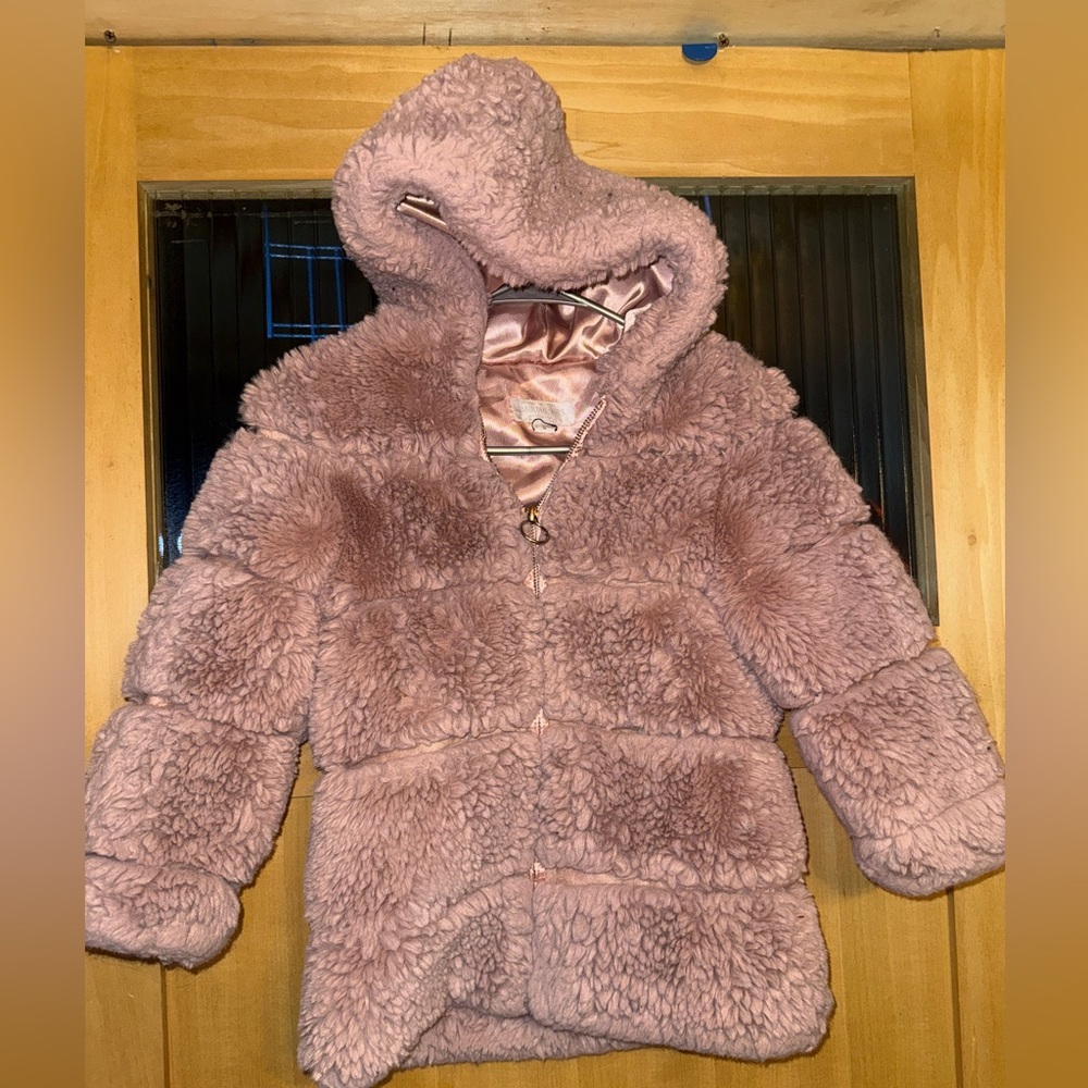 Girl s Fabulous Furs Faux Pink Fur Coat Size 6/7